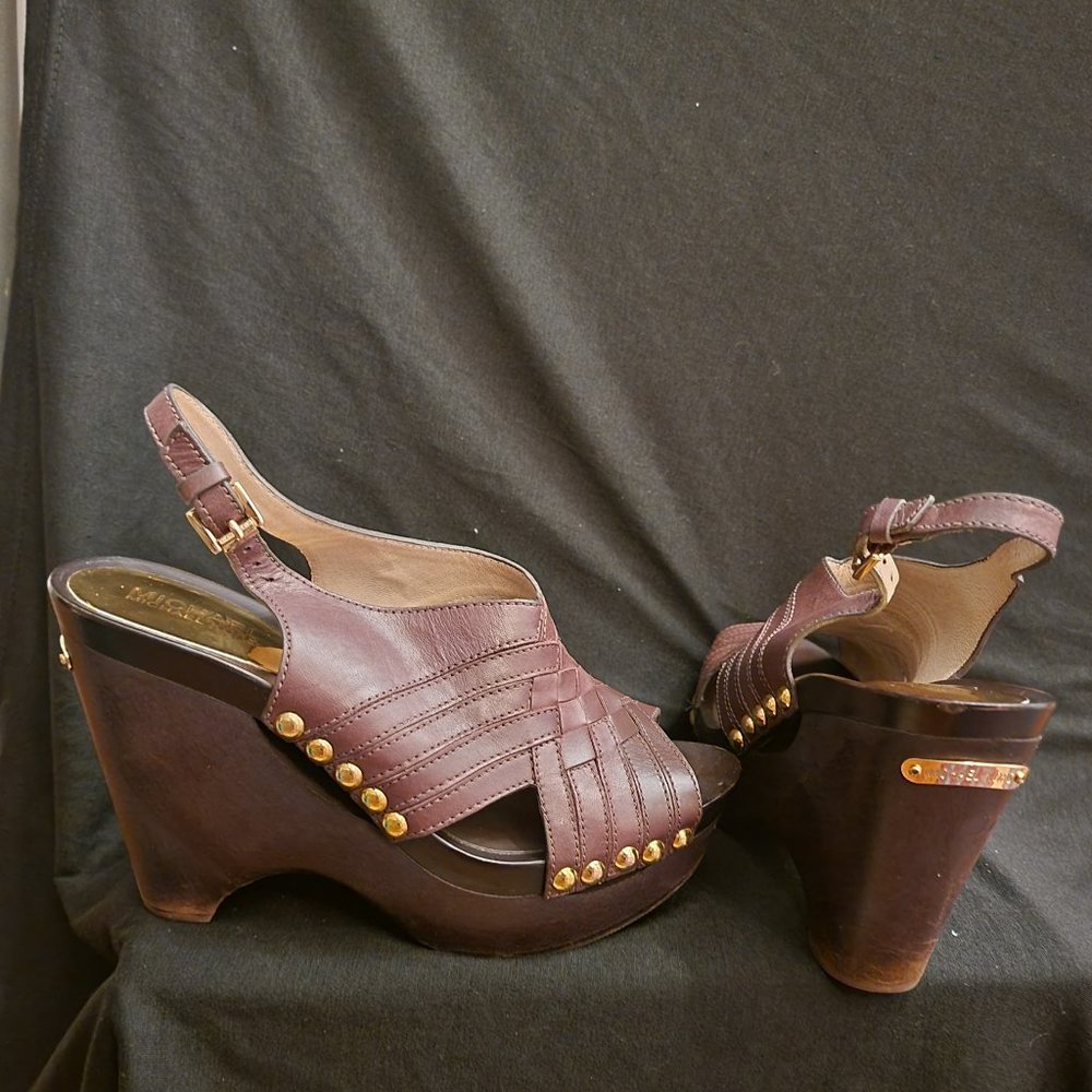 Michael Kors Mocha Wedge Platform Sandals 4 inch - Gently Used
